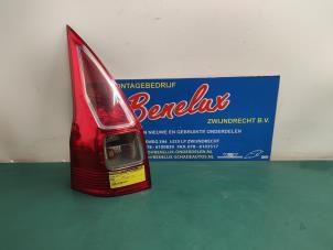 Used Taillight, left Renault Megane II Grandtour (KM) 1.5 dCi 105 Price on request offered by Benelux Zwijndrecht B.V.