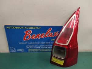 Used Taillight, right Renault Megane II Grandtour (KM) 1.5 dCi 105 Price on request offered by Benelux Zwijndrecht B.V.