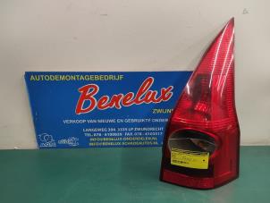 Used Taillight, right Renault Megane II Grandtour (KM) 1.5 dCi 80 Price on request offered by Benelux Zwijndrecht B.V.