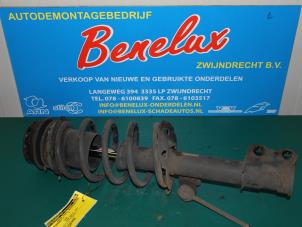 Gebrauchte Stoßdämpferstrebe links vorne Opel Meriva 1.6 Preis auf Anfrage angeboten von Benelux Zwijndrecht B.V.