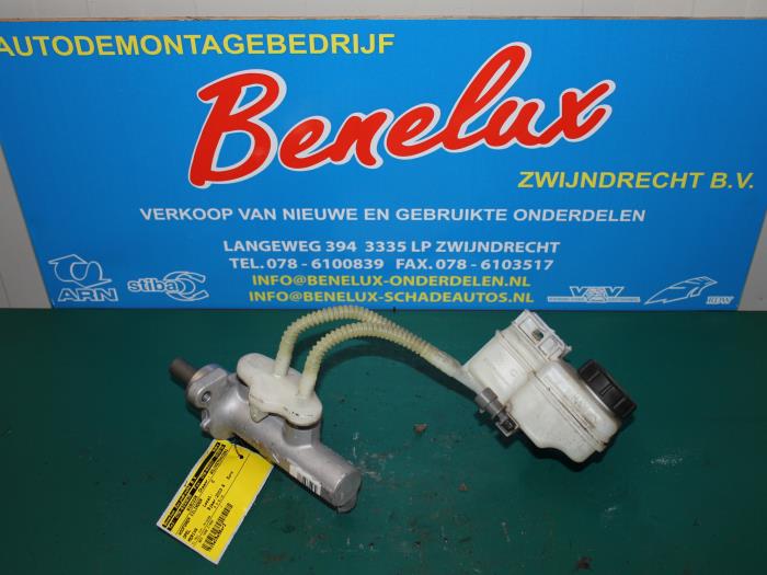 Gebrauchte Hauptbremszylinder Opel Meriva (A) 1.6 Preis auf Anfrage angeboten von Benelux Zwijndrecht B.V.