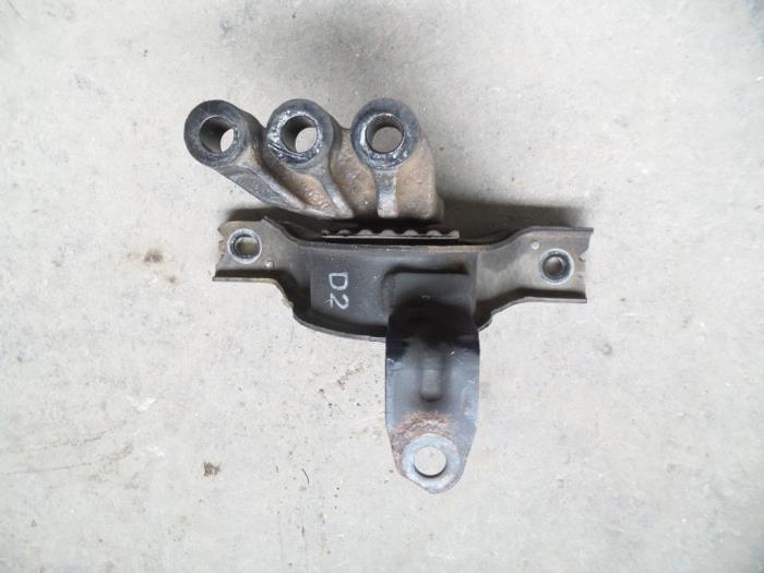 Used Engine mount Opel Antara (LA6) 2.0 CDTI 16V 4x4 Price on request offered by Autodemontage Joko B.V.
