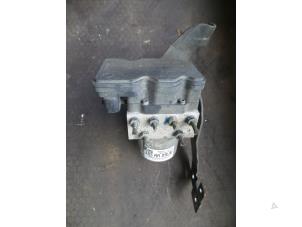 Used ABS pump Kia Picanto (BA) 1.1 12V Price on request offered by Autodemontage Joko B.V.