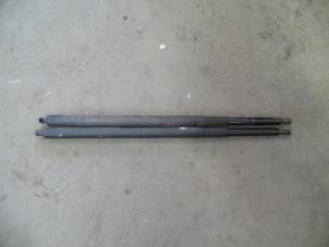 Used Rear gas strut, left BMW 5 serie Touring (E61) 520d 16V Price on request offered by Autodemontage Joko B.V.