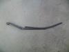 BMW 5 serie Touring (E61) 520d 16V Front wiper arm