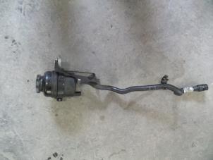 Used Power steering fluid reservoir BMW 5 serie Touring (E61) 520d 16V Price on request offered by Autodemontage Joko B.V.
