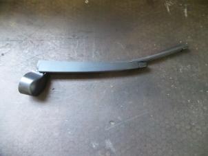Used Rear wiper arm Volkswagen Up! (121) 1.0 12V 75 Price on request offered by Autodemontage Joko B.V.