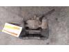 Front brake calliper, right from a Mazda Demio (DW), 1996 / 2003 1.3 16V, MPV, Petrol, 1.324cc, 46kW (63pk), FWD, B3, 1998-08 / 2003-07, DW3W; DW192 2000