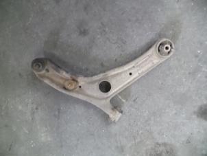 Used Front lower wishbone, right Toyota Yaris Verso (P2) 1.3 16V Price on request offered by Autodemontage Joko B.V.