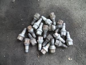 Used Set of wheel bolts Opel Combo 1.3 CDTI 16V ecoFlex Price on request offered by Autodemontage Joko B.V.