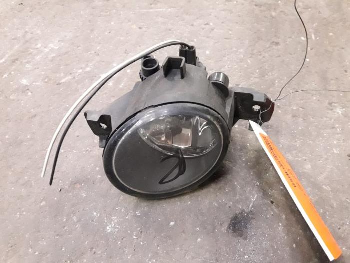 Używane Halogen prawy Renault Clio II (BB/CB) 1.4 16V Cena na żądanie oferowane przez Autodemontage Joko B.V.