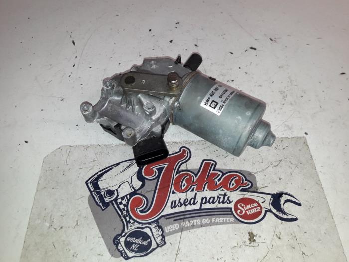 Front wiper motor from a Opel Corsa D 1.0 2009