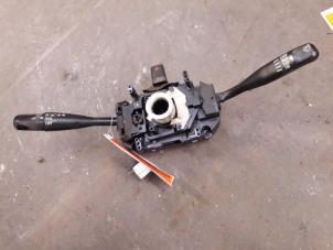 Used Steering column stalk Daihatsu Terios (J1) 1.3 16V 4x4 Price on request offered by Autodemontage Joko B.V.