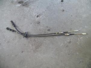 Used Gearbox control cable Hyundai Tucson (JM) 2.0 CRDi VGT 16V 4x2 Price on request offered by Autodemontage Joko B.V.
