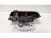Sump from a Ford Focus 3, 2010 / 2020 1.6 Ti-VCT 16V 125, Hatchback, Petrol, 1.596cc, 92kW (125pk), FWD, PNDA, 2010-07 / 2017-12 2014