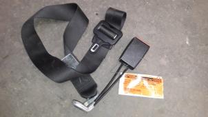 Used Rear seatbelt buckle, right Mercedes 190 (W201) 2.0 E Price on request offered by Autodemontage Joko B.V.
