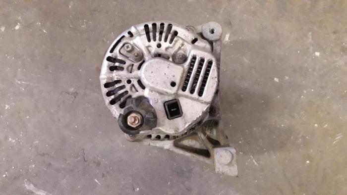 Usagé Dynamo Volvo S40 (VS) 1.6 16V Prix sur demande proposé par Autodemontage Joko B.V.