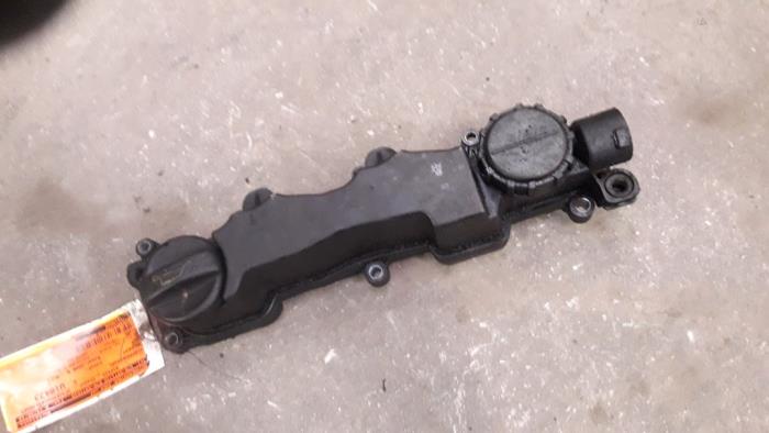 Gebrauchte Ventildeckel Peugeot 307 Break (3E) 1.6 HDi 90 16V Preis auf Anfrage angeboten von Autodemontage Joko B.V.