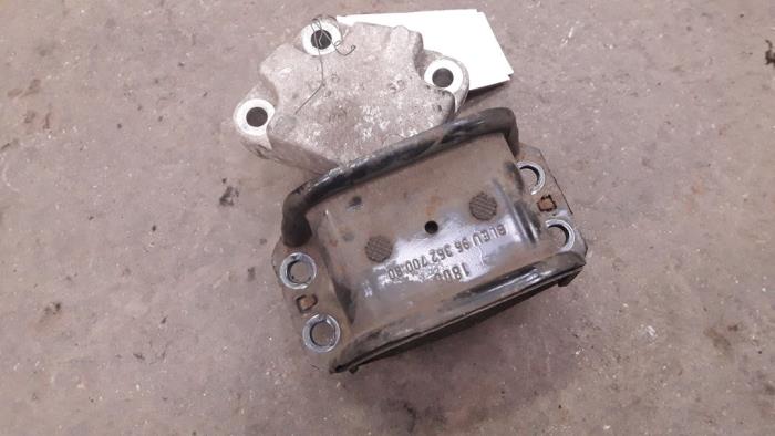 Used Engine mount Peugeot 307 Break (3E) 1.6 HDi 90 16V Price on request offered by Autodemontage Joko B.V.