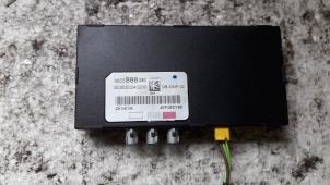Used Antenna Amplifier Peugeot 207/207+ (WA/WC/WM) 1.6 HDi 16V Price on request offered by Autodemontage Joko B.V.