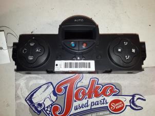 Used Heater control panel Renault Megane II CC (EM) 1.9 dCi 115 Price on request offered by Autodemontage Joko B.V.