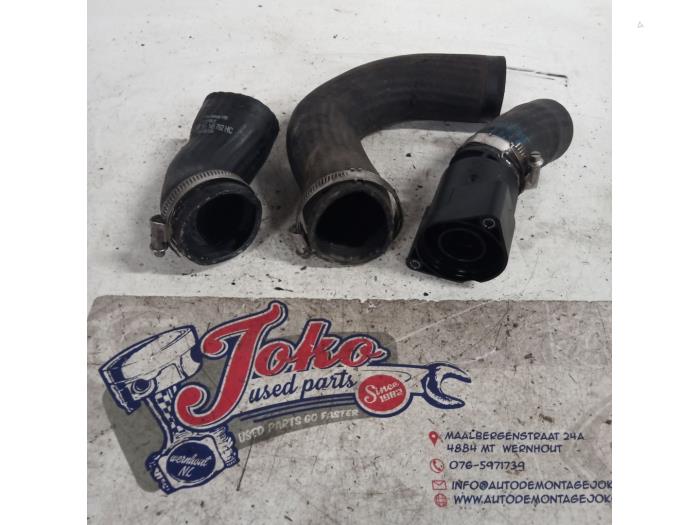 Gebrauchte Intercooler Schlauch Skoda Yeti (5LAC) 1.6 TDI Greenline Preis auf Anfrage angeboten von Autodemontage Joko B.V.