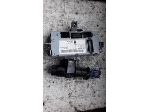 Used Ignition lock + key Fiat Punto II (188) 1.2 16V Price on request offered by Autodemontage Joko B.V.