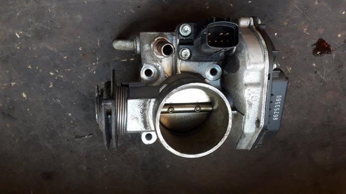 Gebrauchte Drosselklappengehäuse Chevrolet Tacuma 1.8 Pure,SE,SX Preis auf Anfrage angeboten von Autodemontage Joko B.V.