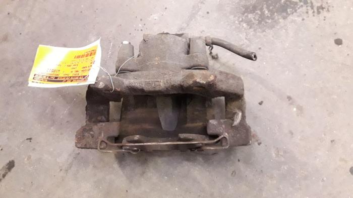 Gebrauchte Bremszange rechts vorne Alfa Romeo 156 (932) 1.6 Twin Spark 16V Preis auf Anfrage angeboten von Autodemontage Joko B.V.