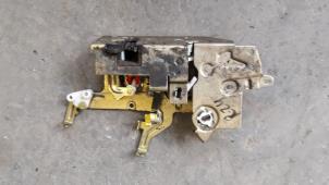 Used Sliding door lock mechanism, right Ford Transit 2.0 TDCi 16V Tourneo Price on request offered by Autodemontage Joko B.V.