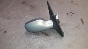 Used Wing mirror, right Renault Clio II (BB/CB) 1.2 Societe Price on request offered by Autodemontage Joko B.V.