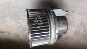 Used Heating and ventilation fan motor Ford Focus 2 1.6 16V Price on request offered by Autodemontage Joko B.V.