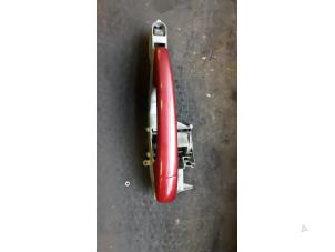 Used Rear door handle 4-door, left Peugeot 308 (4A/C) 1.4 VTI 16V Price on request offered by Autodemontage Joko B.V.
