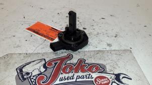 Used Oil level sensor Volkswagen Touran (1T1/T2) 1.9 TDI 105 Euro 3 Price on request offered by Autodemontage Joko B.V.