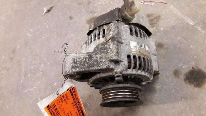 Begagnade Dynamo Daihatsu Cuore (L251/271/276) 1.0 12V Pris på förfrågan erbjuds av Autodemontage Joko B.V.