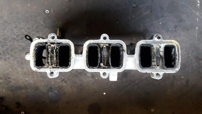 Begagnade Insugsrör Audi A4 Avant (B6) 2.5 TDI 24V Pris på förfrågan erbjuds av Autodemontage Joko B.V.