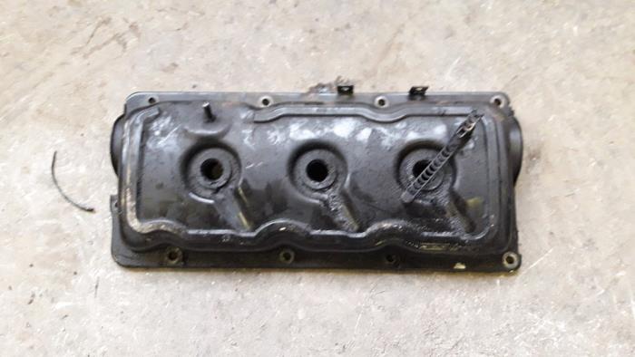 Usagé Couvercle soupapes Audi A4 Avant (B6) 2.5 TDI 24V Prix sur demande proposé par Autodemontage Joko B.V.