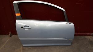 Używane Drzwi prawe wersja 2-drzwiowa Opel Corsa D 1.2 16V Cena na żądanie oferowane przez Autodemontage Joko B.V.