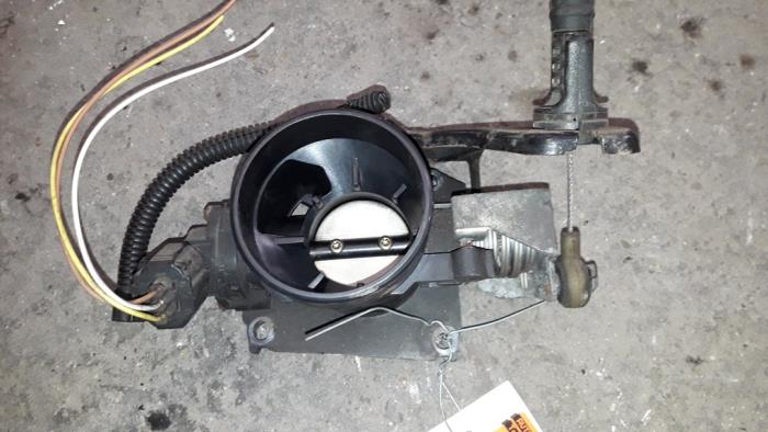 Gebrauchte Drosselklappengehäuse Ford Focus 1 Wagon 1.4 16V Preis auf Anfrage angeboten von Autodemontage Joko B.V.