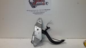 Used Clutch pedal Opel Astra G (F08/48) 1.6 16V Price on request offered by Autodemontage Joko B.V.