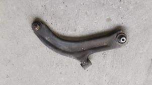 Used Front lower wishbone, right Renault Clio III (BR/CR) 1.5 dCi 70 Price on request offered by Autodemontage Joko B.V.