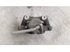 Front brake calliper, right from a Renault Clio III (BR/CR) 1.5 dCi 70 2008