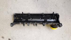 Used Rocker cover Renault Clio III (BR/CR) 1.5 dCi 70 Price on request offered by Autodemontage Joko B.V.