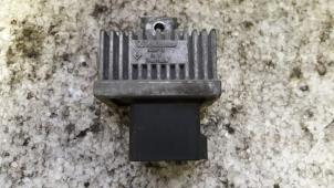 Used Glow plug relay Renault Clio III (BR/CR) 1.5 dCi 70 Price on request offered by Autodemontage Joko B.V.
