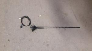 Used Antenna Renault Clio III (BR/CR) 1.5 dCi 70 Price on request offered by Autodemontage Joko B.V.