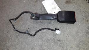 Used Front seatbelt buckle, right Nissan Primera Wagon (W12) 1.8 16V Price on request offered by Autodemontage Joko B.V.