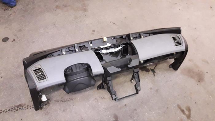 Używane Panel Nissan Primera Traveller (W12) 1.8 16V Cena na żądanie oferowane przez Autodemontage Joko B.V.