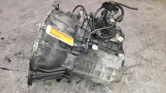 Gearbox from a Ford Transit Connect 1.8 TDCi 90 2006