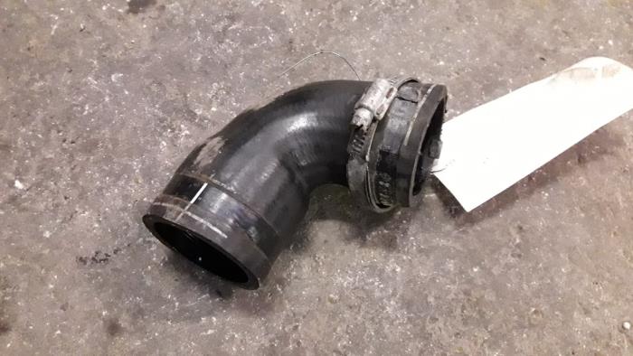 Gebrauchte Intercooler Schlauch Ford Transit Connect 1.8 TDCi 90 Preis auf Anfrage angeboten von Autodemontage Joko B.V.
