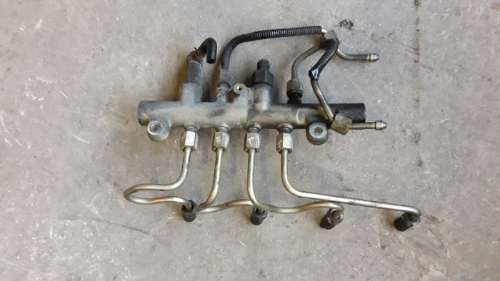 Begagnade Bränsleledningsset Mazda 6 Sport (GG14) 2.0 CiDT 16V Pris på förfrågan erbjuds av Autodemontage Joko B.V.